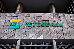 Petrobras Reduces Gasoline Prices for Distributors by an Average of 5.2% in Brazil