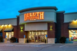 an image of Duluth Holdings Shares Plunge 29.4% Following Q3 2025 Sales Guidance Cut